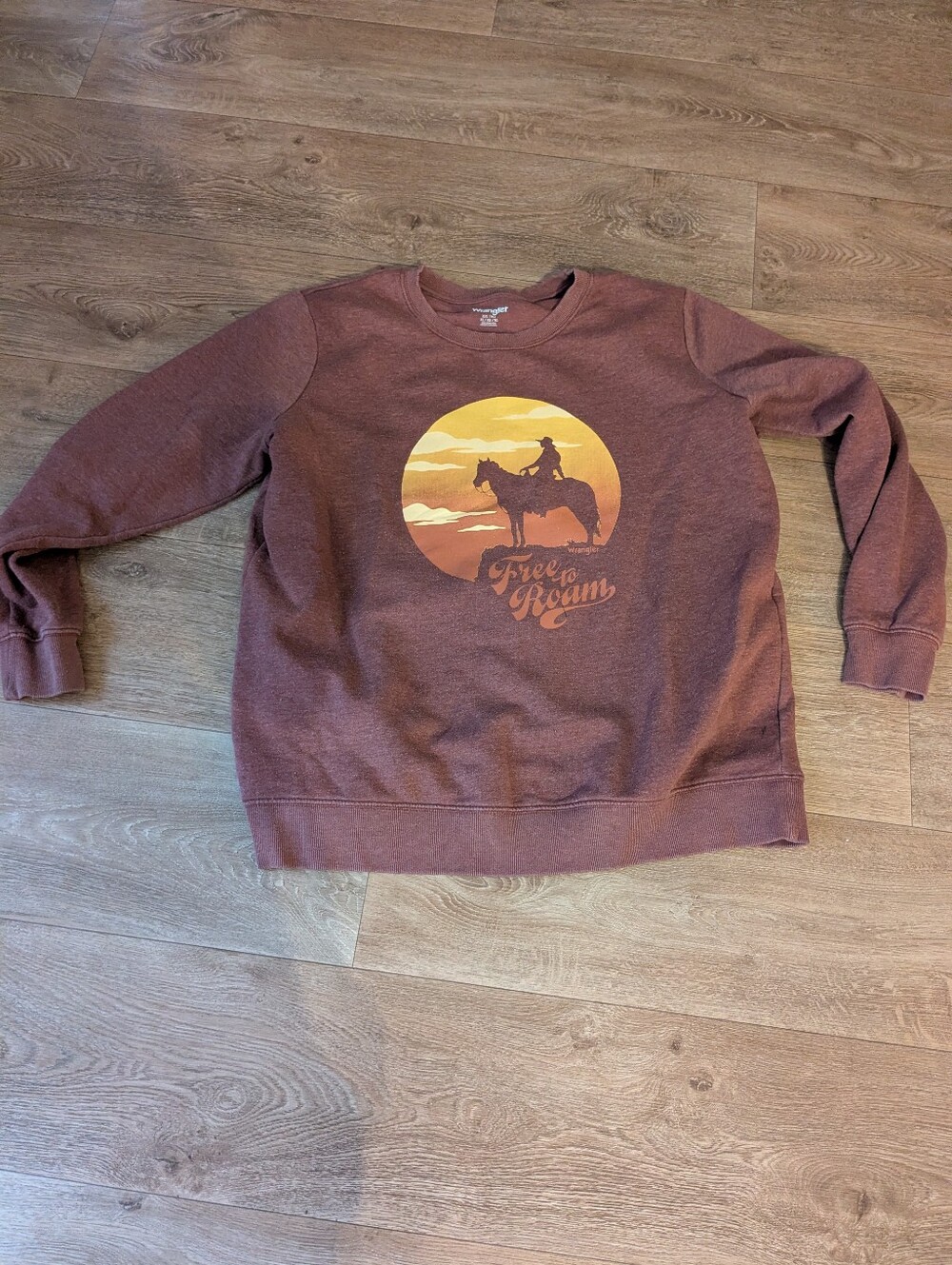 Classic Maroon 'Free to Roam' Crewneck Sweatshirt